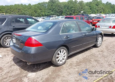 2007 Honda Accord 3.0 Se z USA, uszkodzony, nr VIN 1HGCM66467A046193